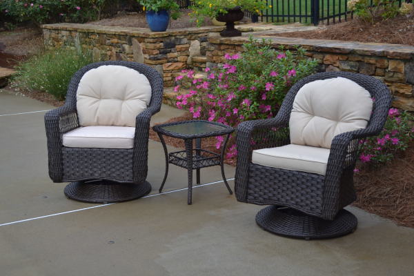 Tortuga Outdoor Biloxi 3Pc Bistro Set (2 swivel chairs, bistro table)