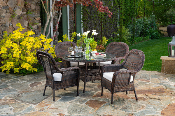 Tortuga Outdoor Sea Pines 5-Piece Dining Set (4 dining chairs, 48" dining table)