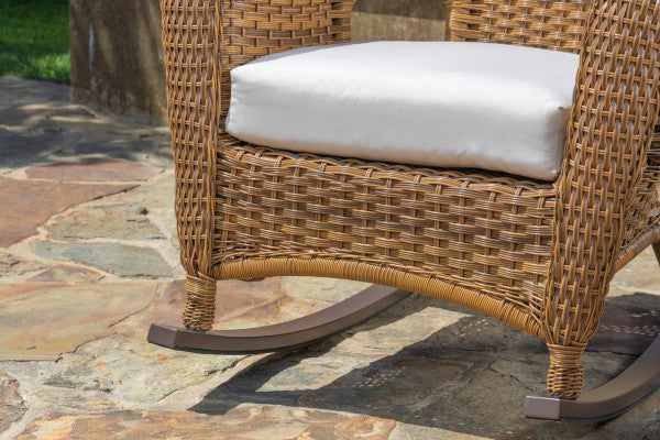 Tortuga Outdoor Sea Pines Rocker & Table Bundle (rocker, side table)