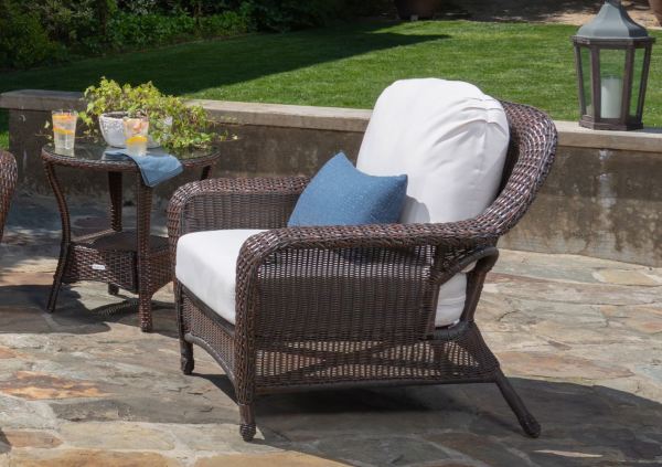 Tortuga Outdoor Sea Pines Chair & Side Table Bundle